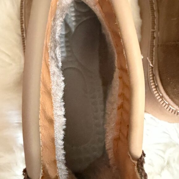 Brown Faux Suede Platform Winter Boots – Warm Lined, Size 8 - Picture 8 of 9